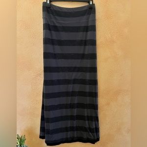 Fun double layered Maxi skirt- Xl